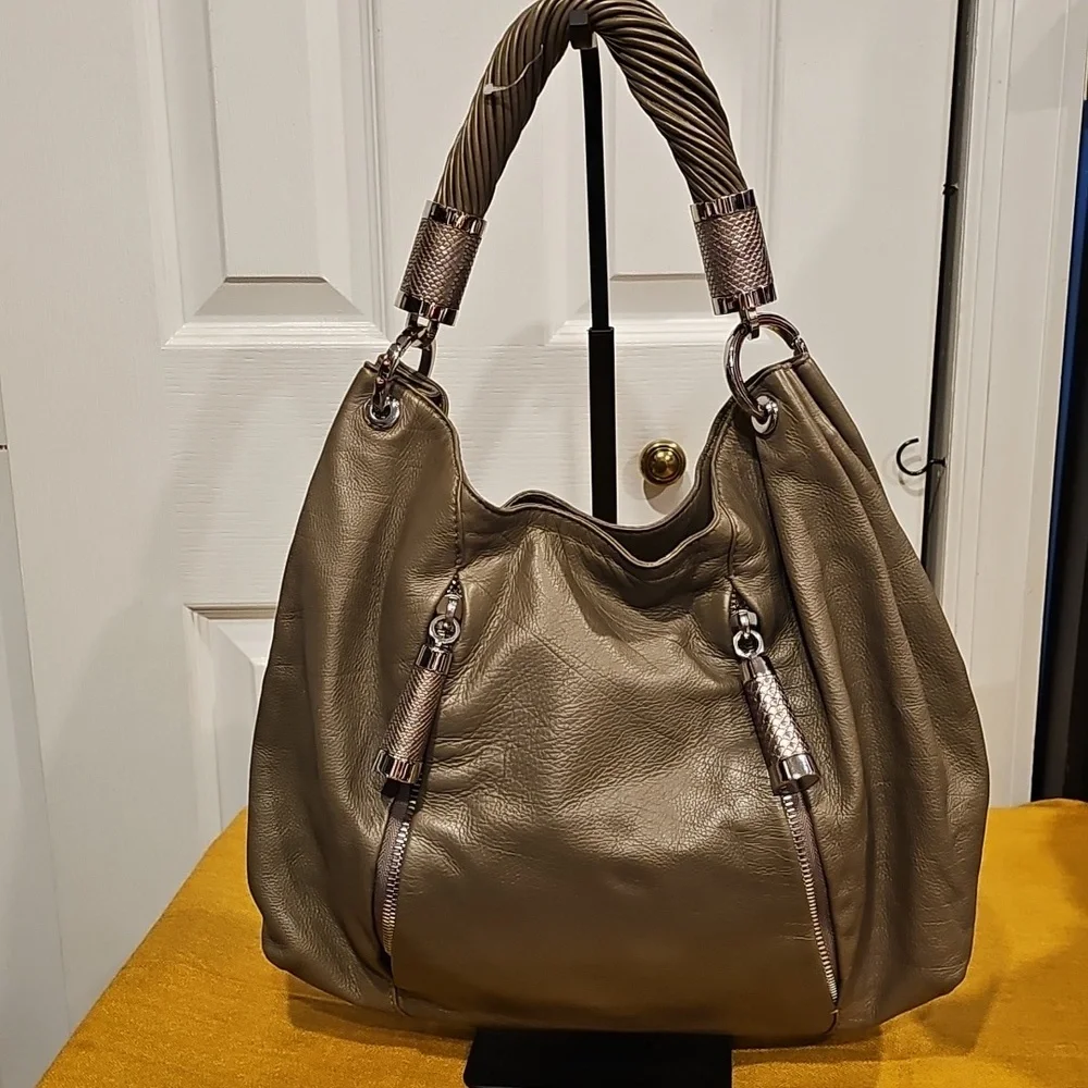 Michael Kors Collection Tonne Taupe Hobo Shoulder Bag EUC BMK-1109H